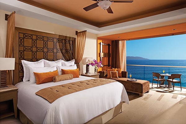 3-Ultimate-All-Inclusive–Dream-Resorts-in-Cabo